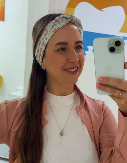Ana Laura Gurski Mattia, dentista